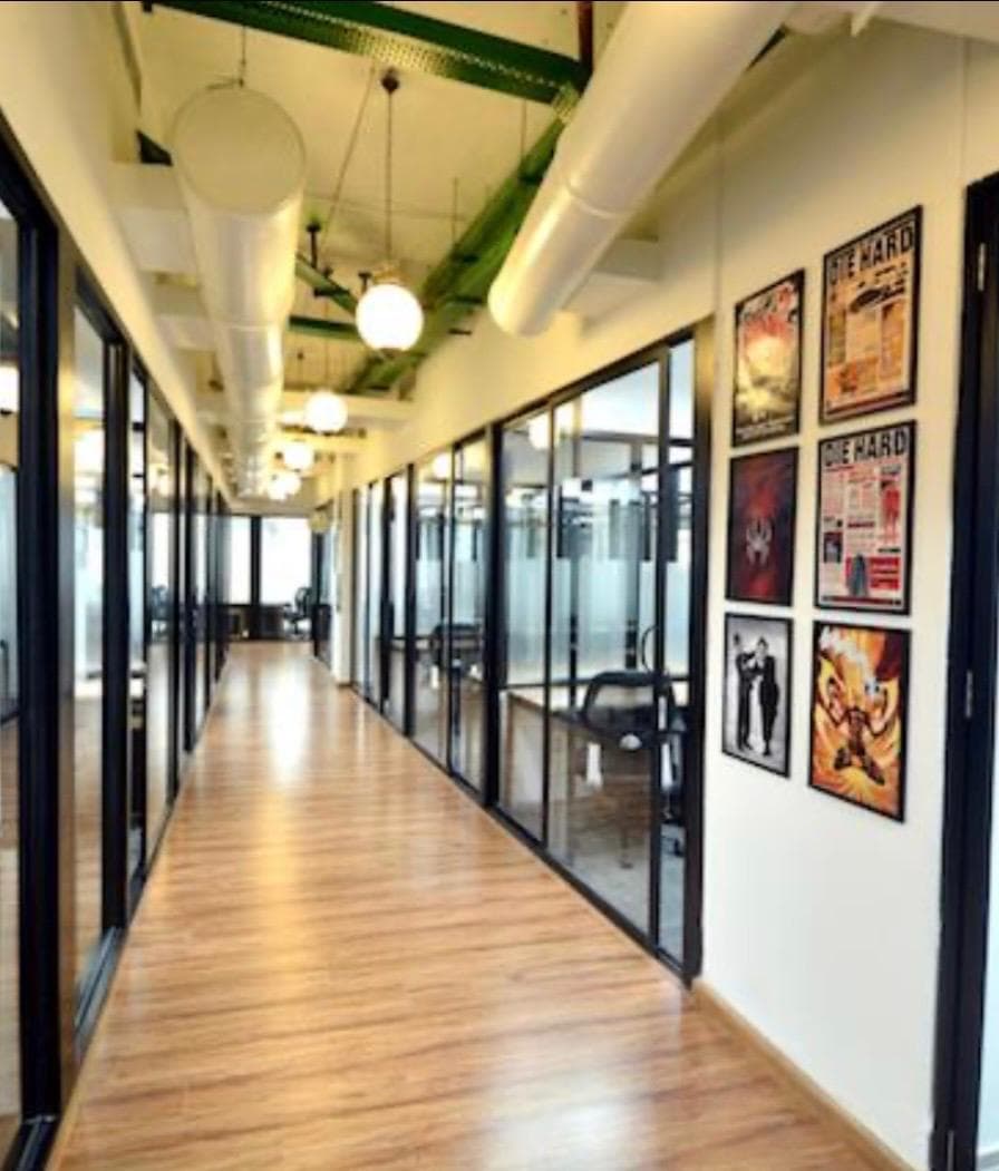 Leela Galleria - Photo 1