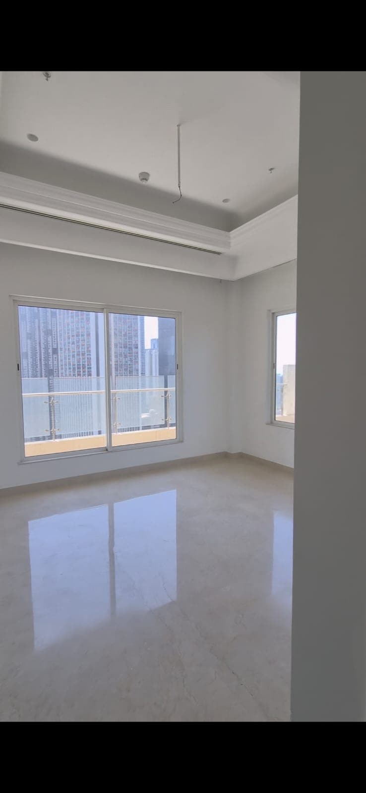 Indiabulls Sky Forest - Photo 1